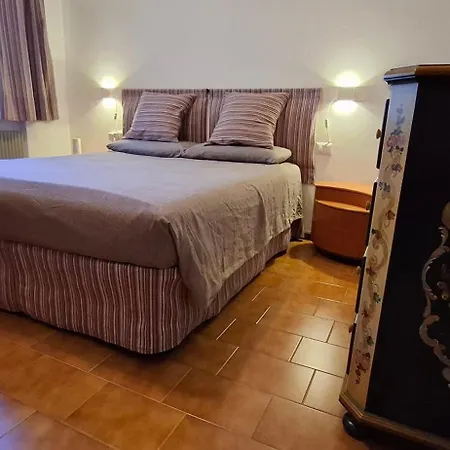 דירה Sasso Bianco - Mountain View & Private Parking סוטוגודה