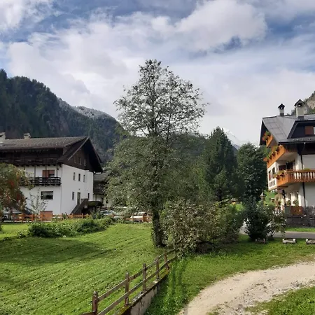 Apartmán Sasso Bianco - Mountain View & Private Parking *