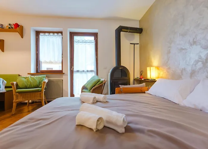 Sasso Bianco - Mountain View & Private Parking Apartament